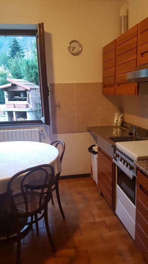 Da Boni & Luci Apartment Novate Mezzola Bagian luar foto